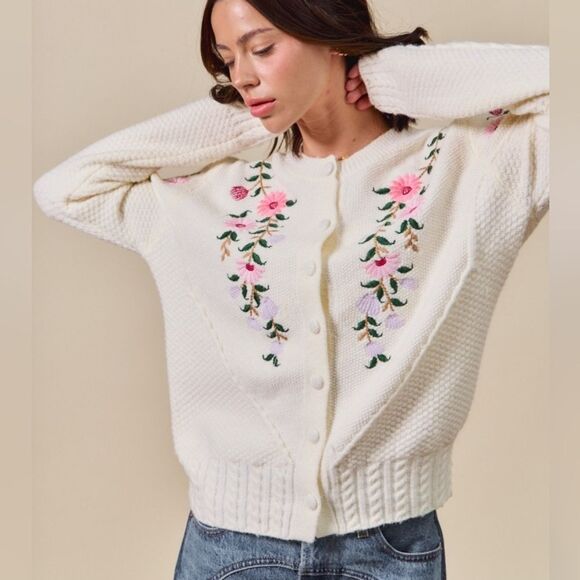 SO ME Floral Embroidered Coquette Cardigan Embroidered Cream Sweater - Picture 6 of 11